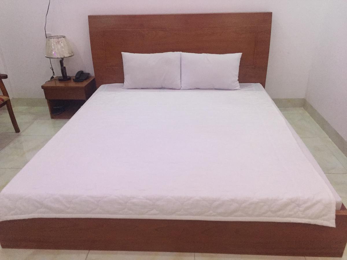 Hotel Hoang Dung Kinh Dinh Exterior foto