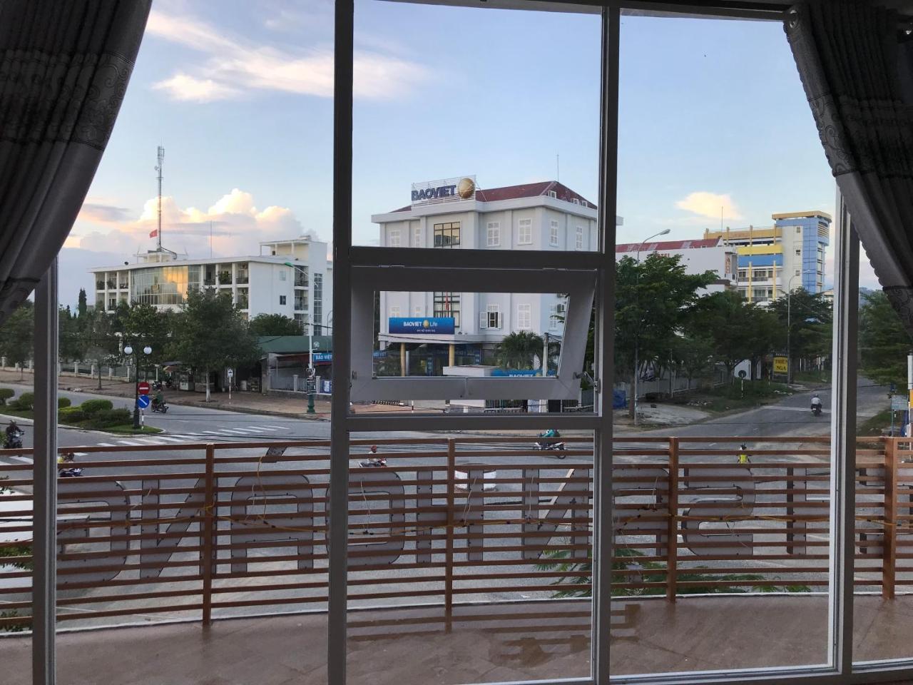 Hotel Hoang Dung Kinh Dinh Exterior foto